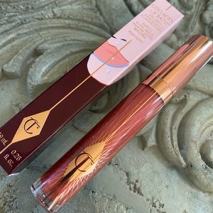 Charlotte Tilbury Lip Bath